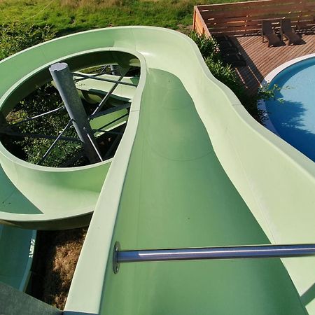 Camping Les Vernieres La Bourboule Sancy Buitenkant foto