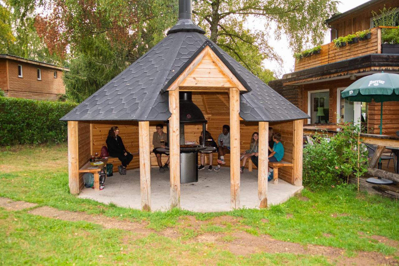 Camping Les Vernieres La Bourboule Sancy Buitenkant foto
