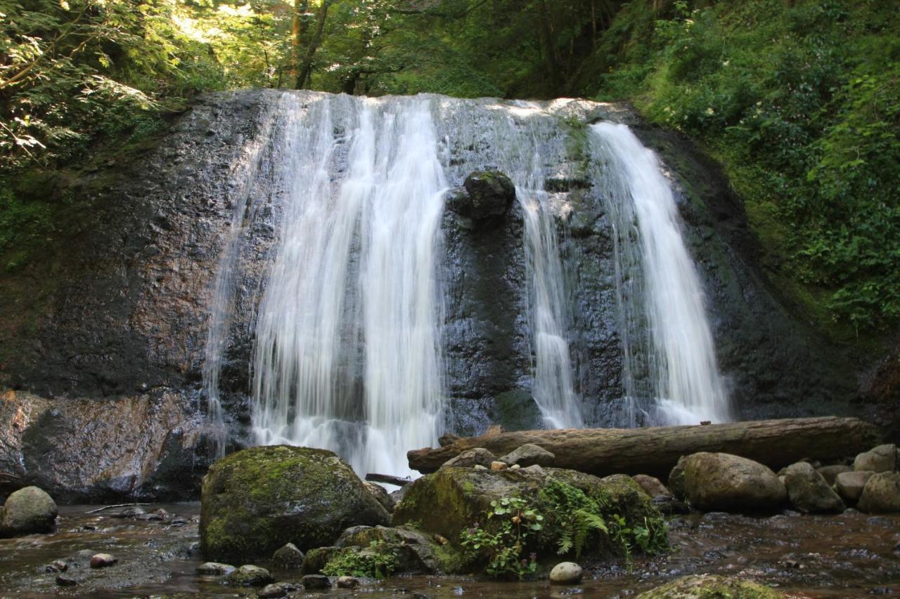 Camping Les Vernieres La Bourboule Sancy Buitenkant foto