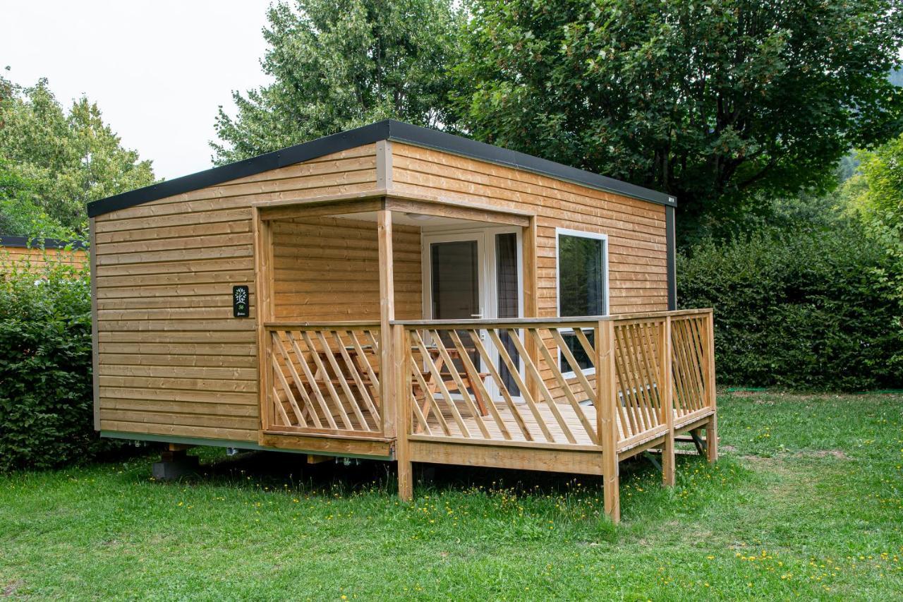 Camping Les Vernieres La Bourboule Sancy Buitenkant foto