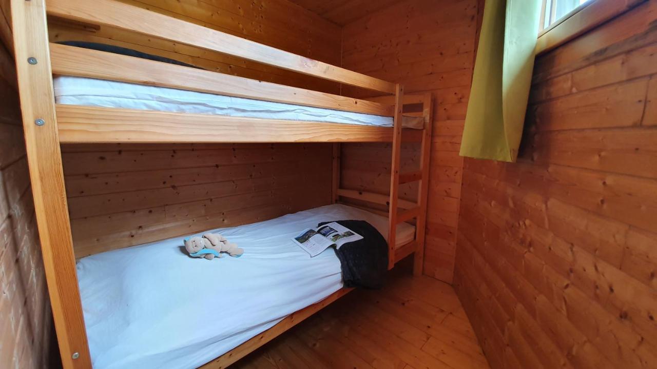 Camping Les Vernieres La Bourboule Sancy Buitenkant foto